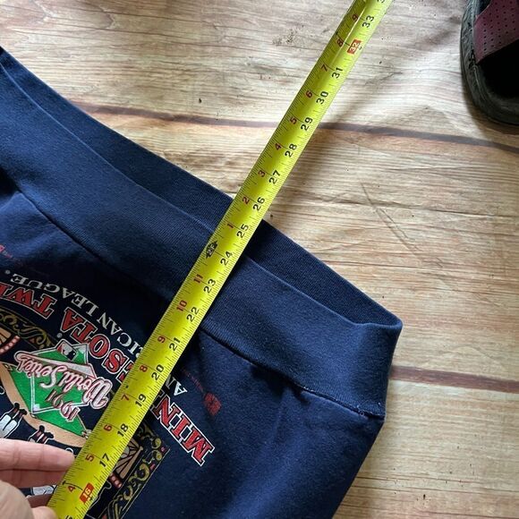 Vintage 1991 World Champions Minnesota Twins Sweatshirt - Picture 8 of 8